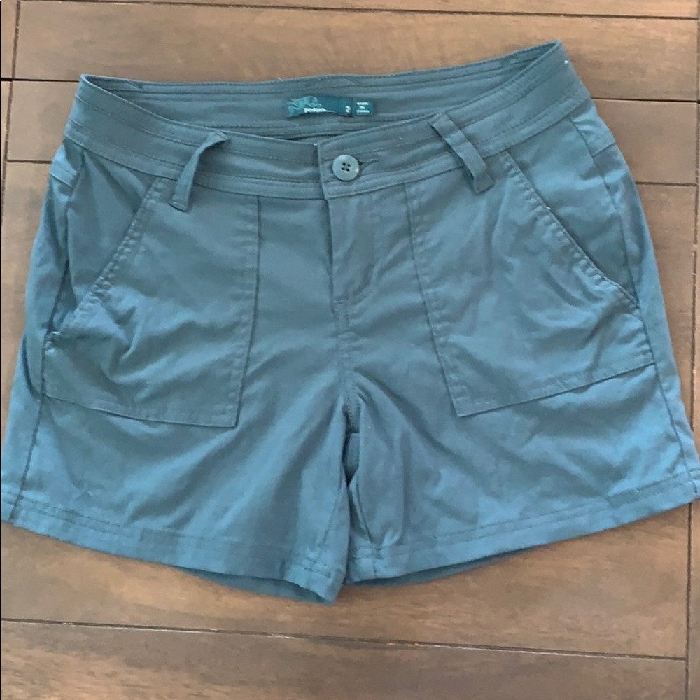 Prana hiking shorts size 2